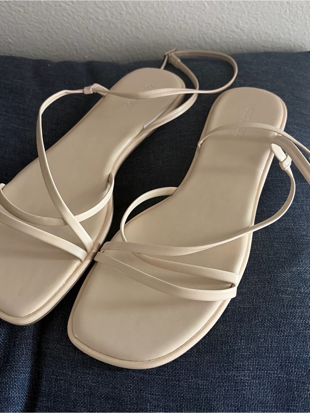 NWOT Women’s Strappy Square-Toe Sandals in Light Beige